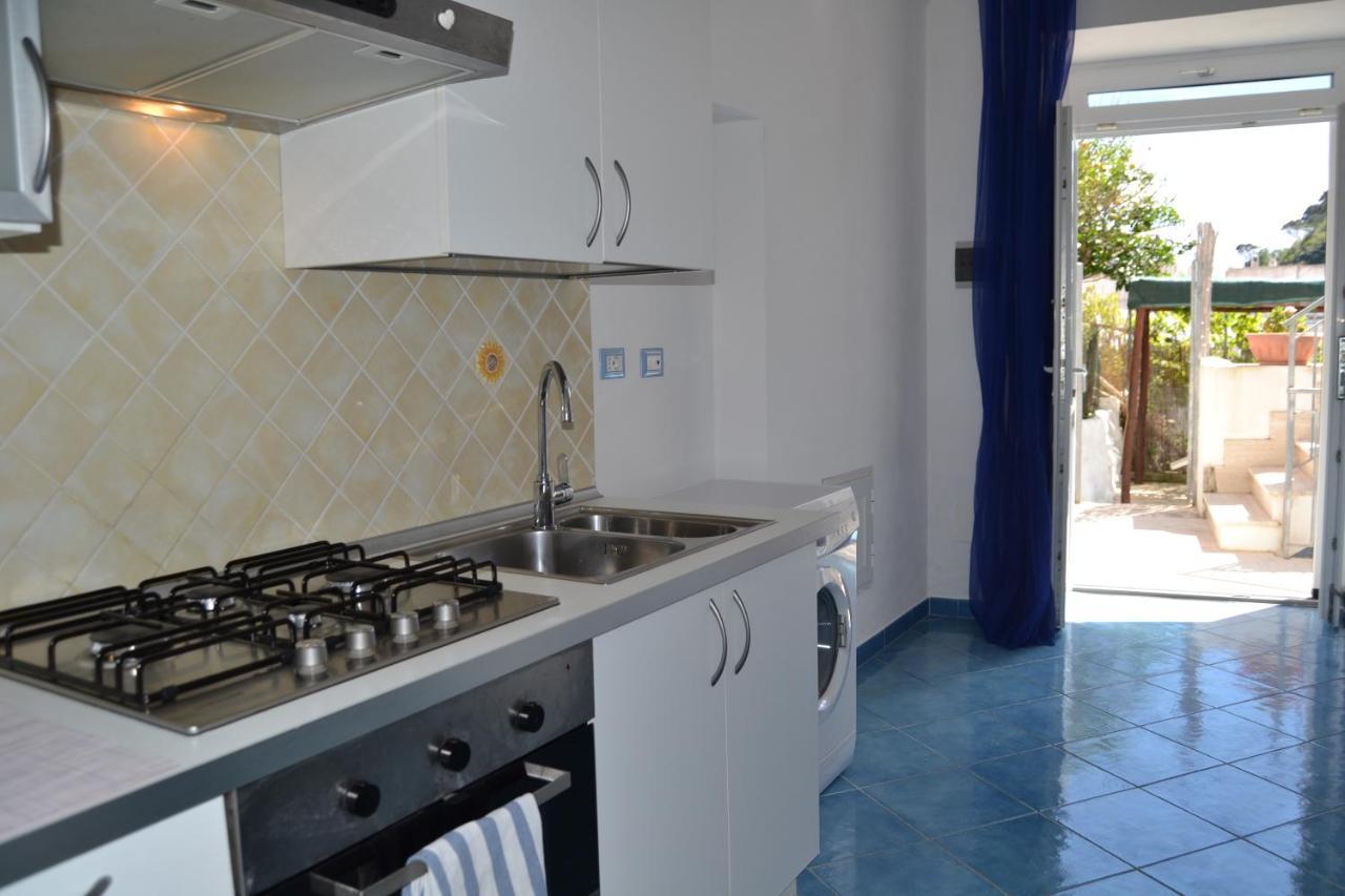 Maridea - Marlin Apartment Ponza Exterior photo