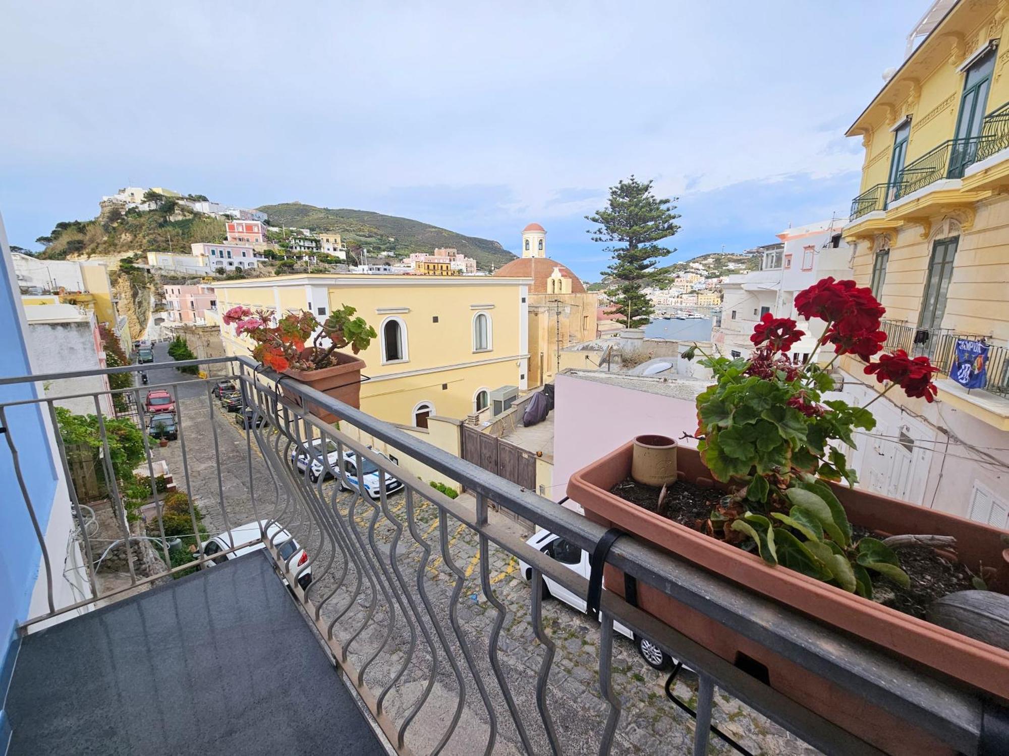 Maridea - Marlin Apartment Ponza Exterior photo